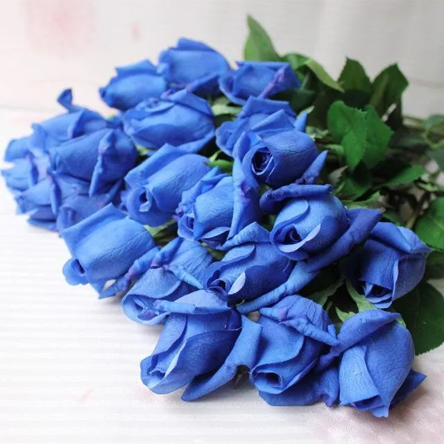 11pcs Artificial Realistic Rose Bouquet