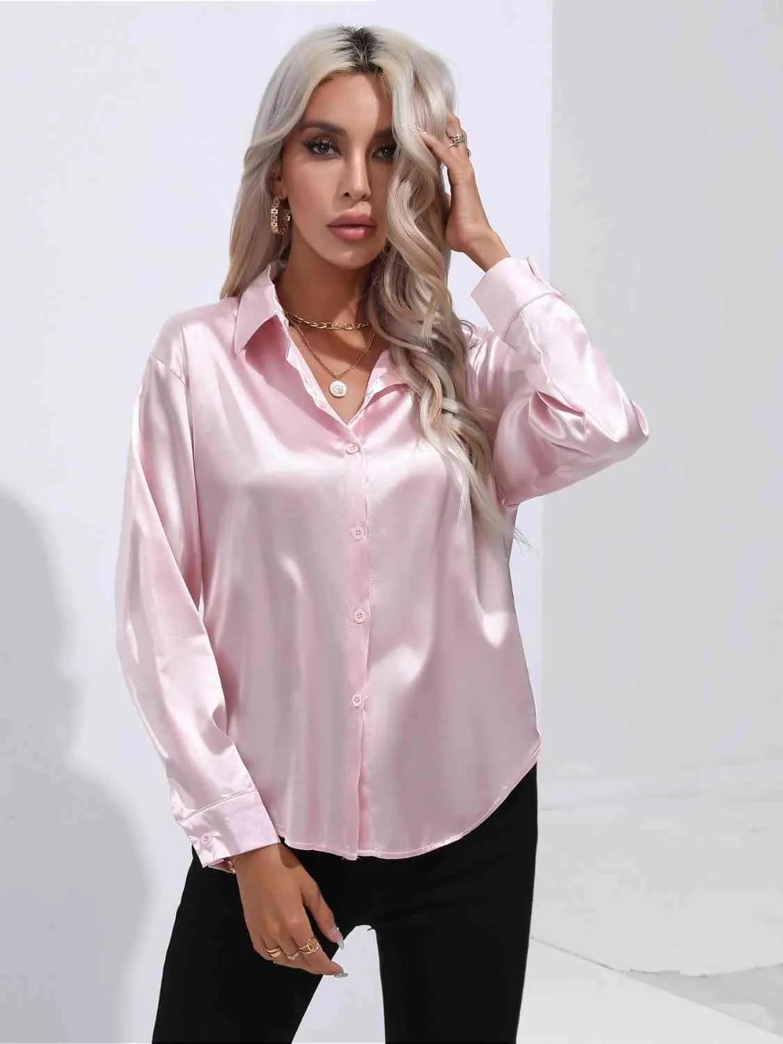 Collared Neck Buttoned Long Sleeve Shirt