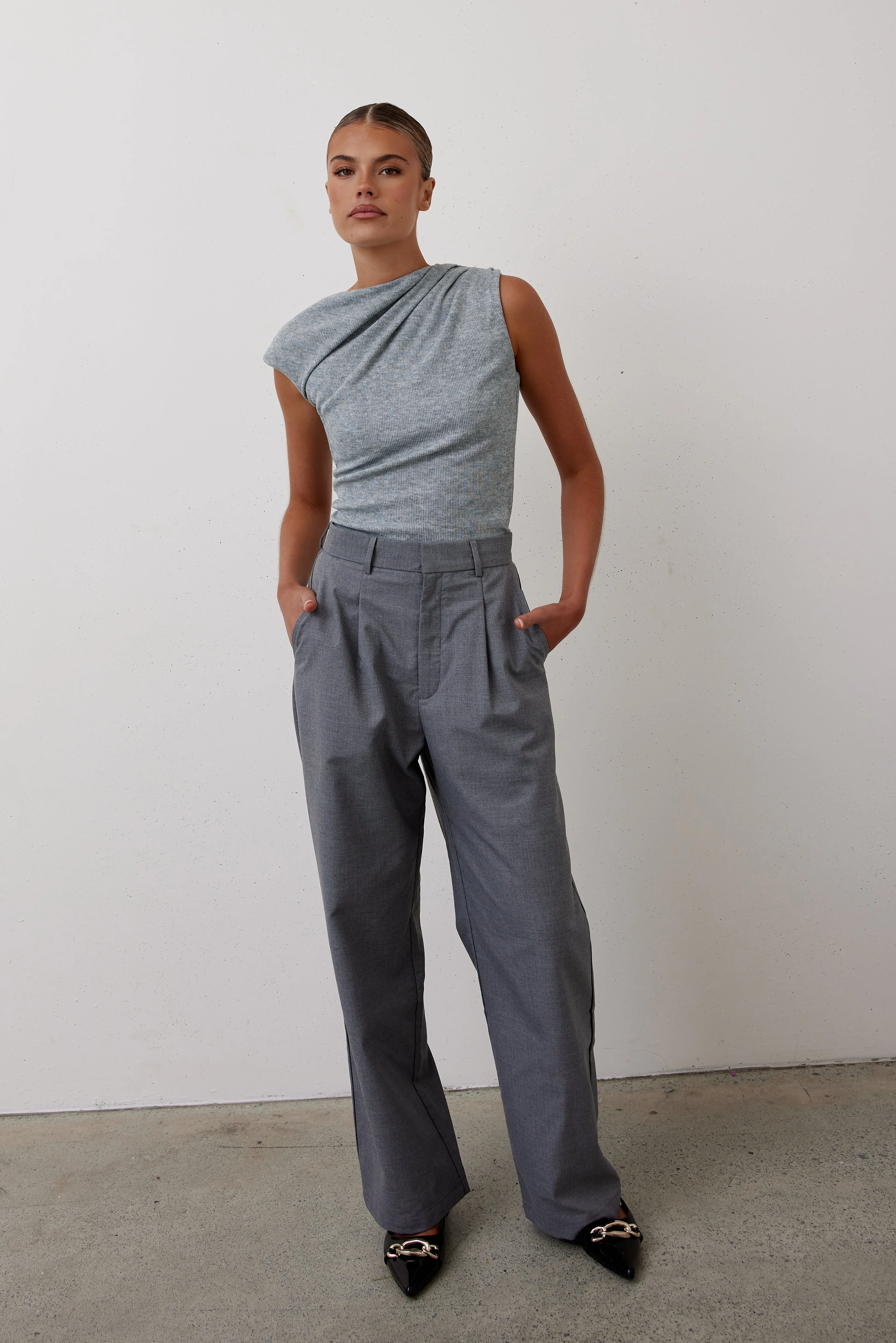 Levi Pants (Grey)