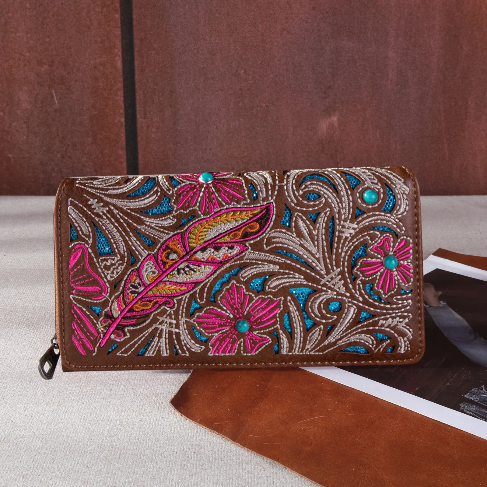 MW1244-W010 Montana West Embroidered Floral Cut-out Collection Wallet