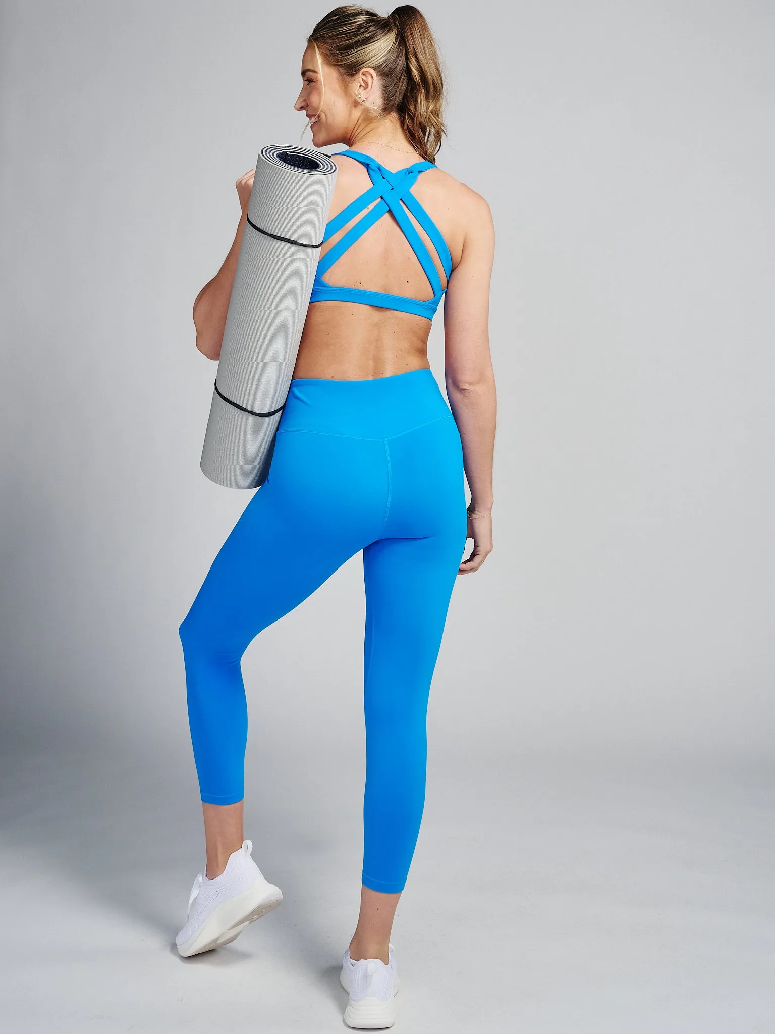 Sculptive Flow Sports Bra