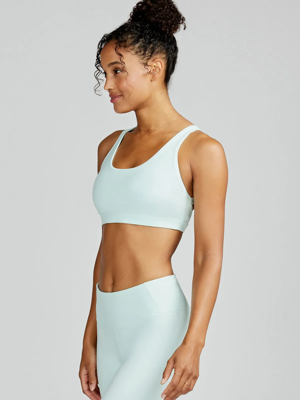 Sculptive Flow Sports Bra